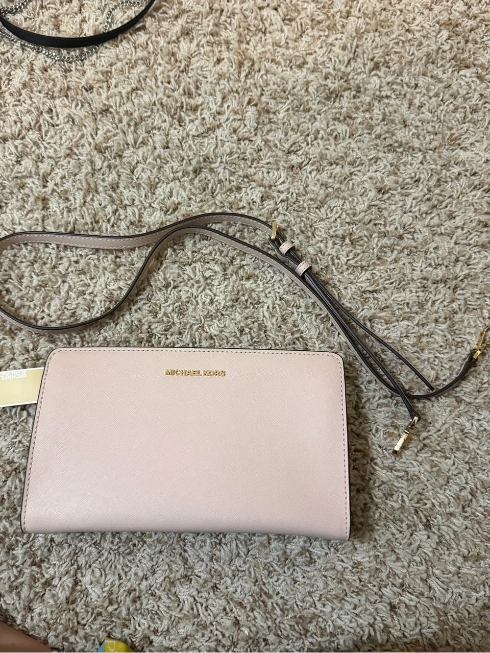 MICHAEL KORS Blush Pink Saffiano Crossbody Wallet with Adjustable Strap